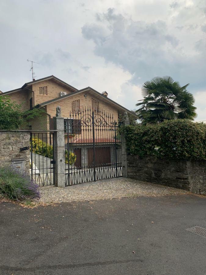 Villa Cuore Tavernerio Bagian luar foto